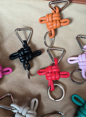 中国结小挂件bv钥匙扣手工编织真皮包挂件葆蝶家高档节日礼物