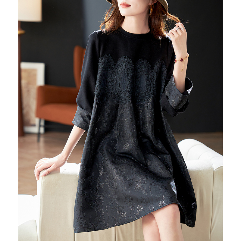 宝诗黎圆领拼接提花连衣裙