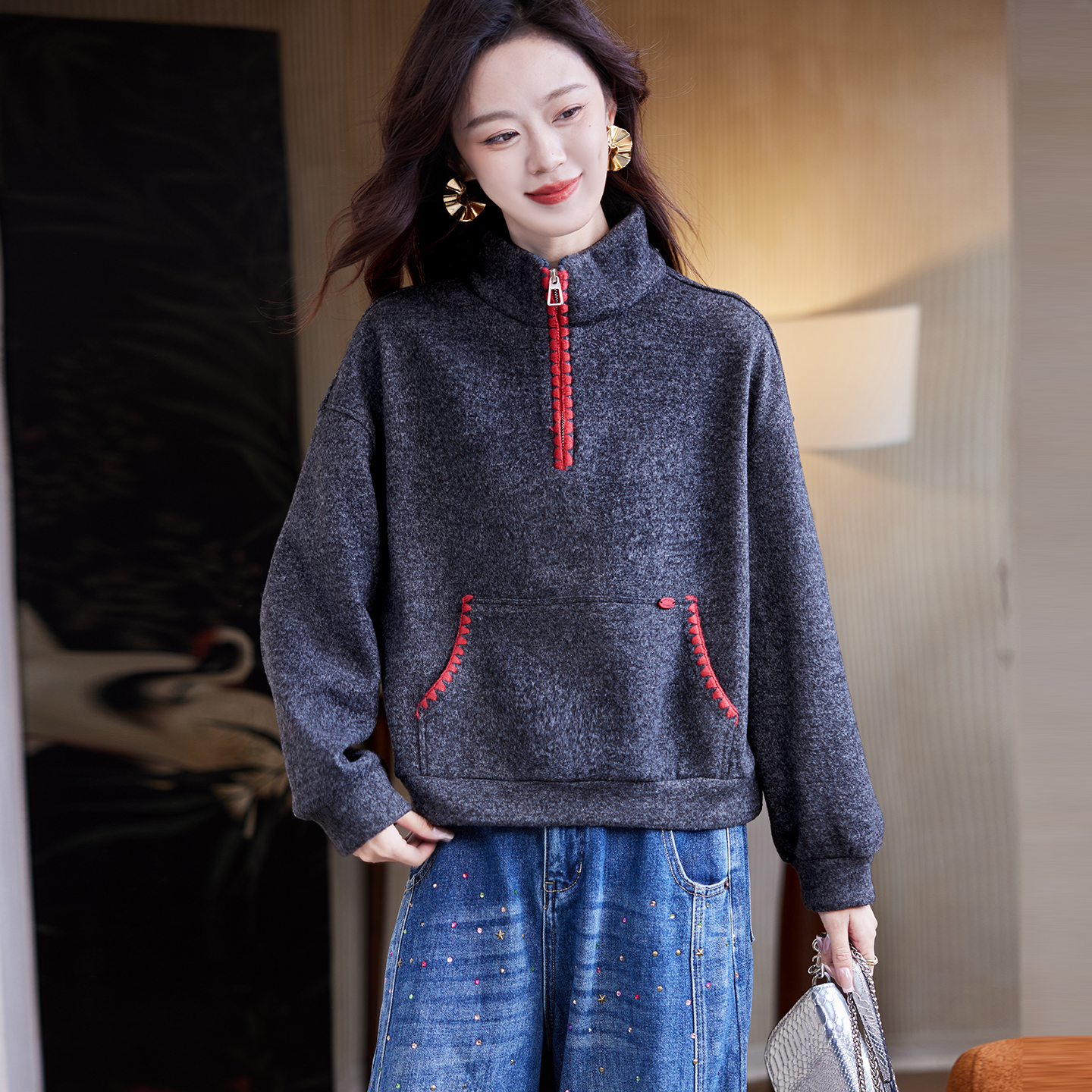 宝诗黎半开领短款加绒卫衣