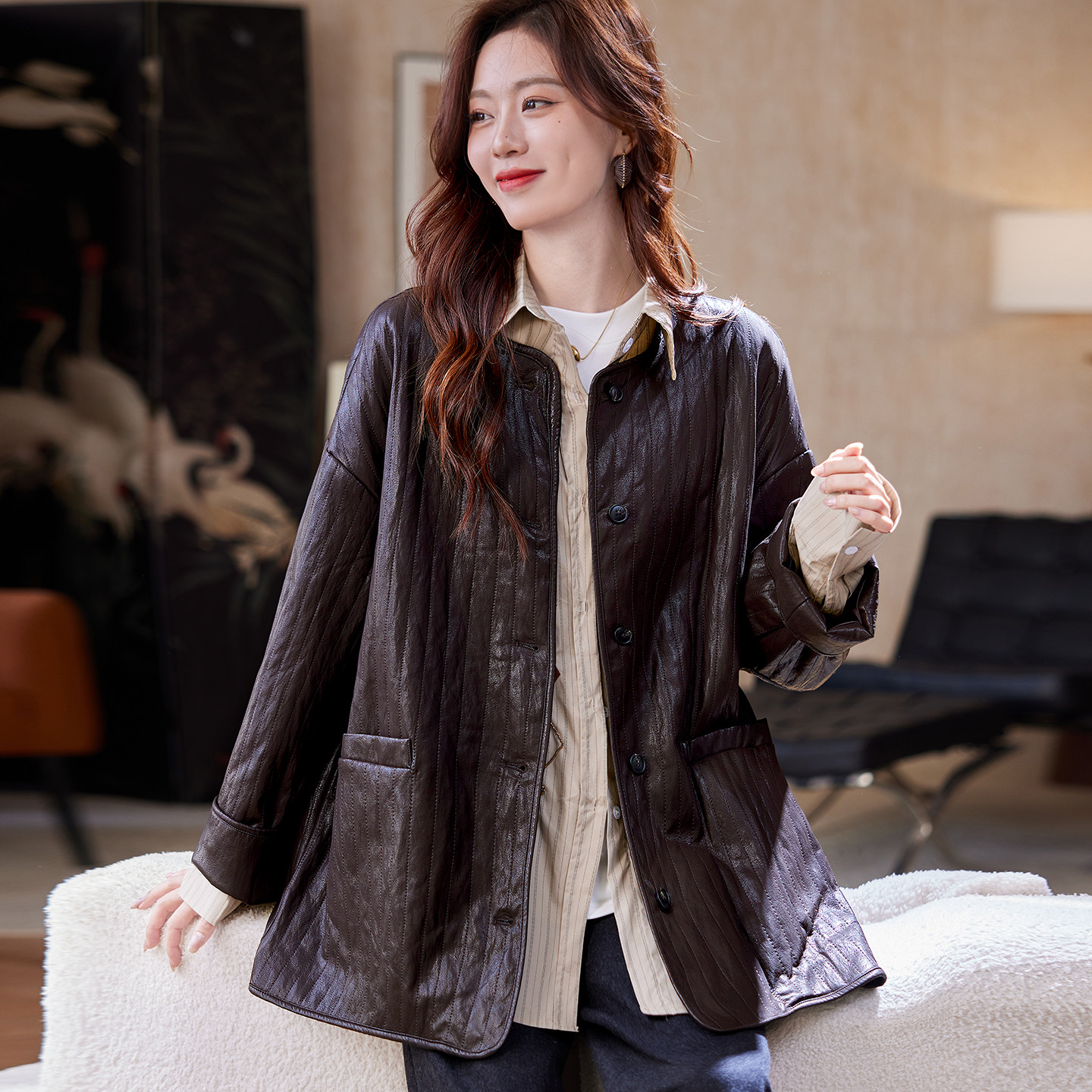 宝诗黎中长款宽松皮质外套2025冬季气质时尚复古休闲大码女装上衣,女装/女士精品,短外套,淘宝优惠券,粉丝福利购,淘宝优惠卷