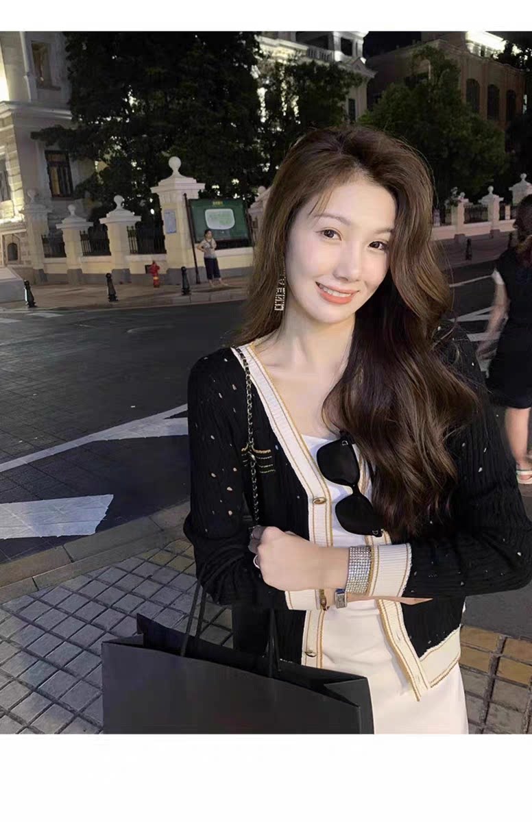 撞色镂空针织衫春小香毛衣外套开衫女气质破洞针织衫