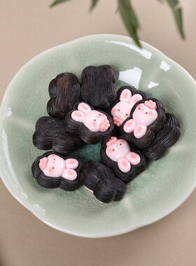 黑檀木镶嵌工艺卡通木牌软萌小动