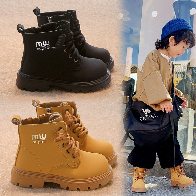 女童马丁靴2025新款秋冬儿童靴子短靴皮靴防滑小黄靴英伦软底皮靴