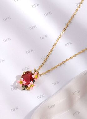 伊甸乐园系列粉色铁线莲与红水晶项链