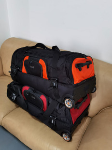 外贸冰球/滑雪 橄榄球装备包越野赛车运动双肩拉杆包大容量托运箱