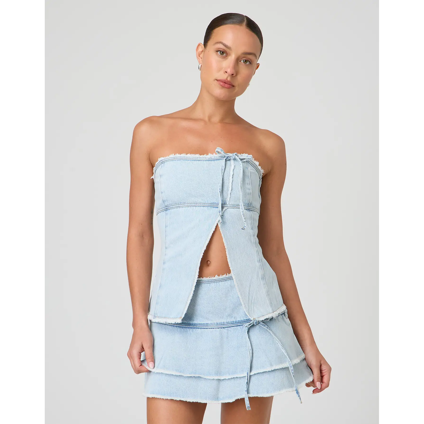 毛边下摆层叠牛仔迷你裙