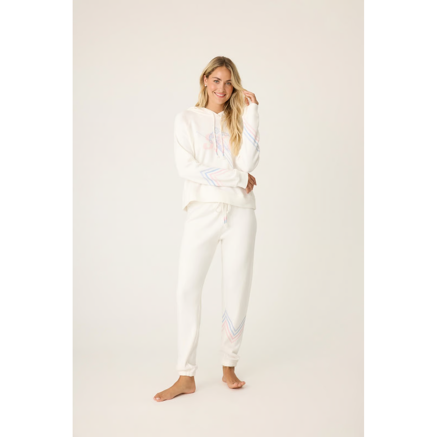 滑雪休闲连帽衫和裤子