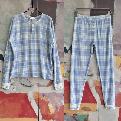柔软蓝白格长袖睡衣套装