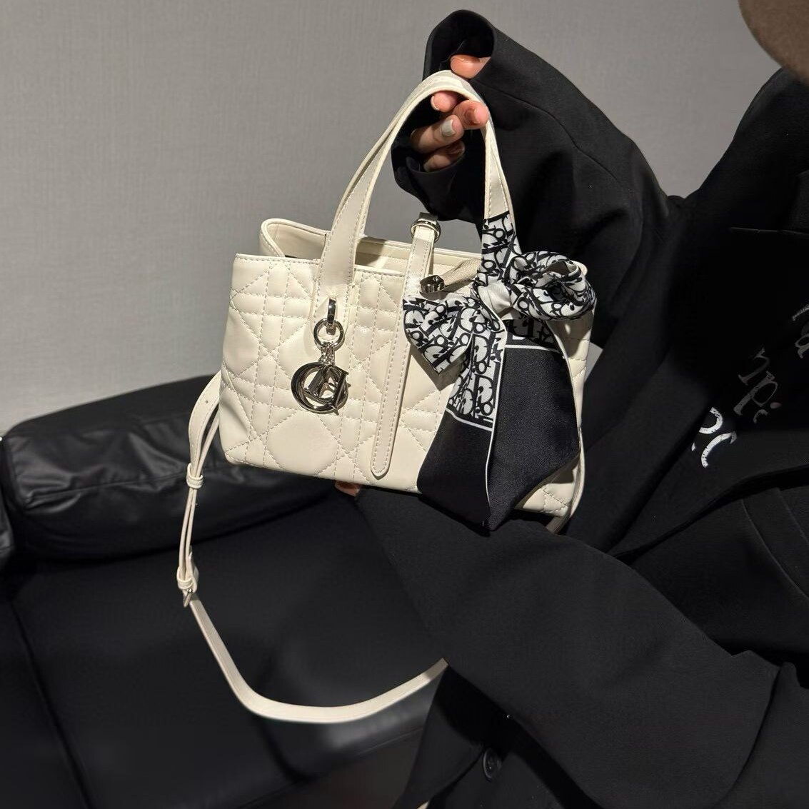 女包2026新款时尚韩版软皮D家菱格手提包简约经典通勤气质小方包