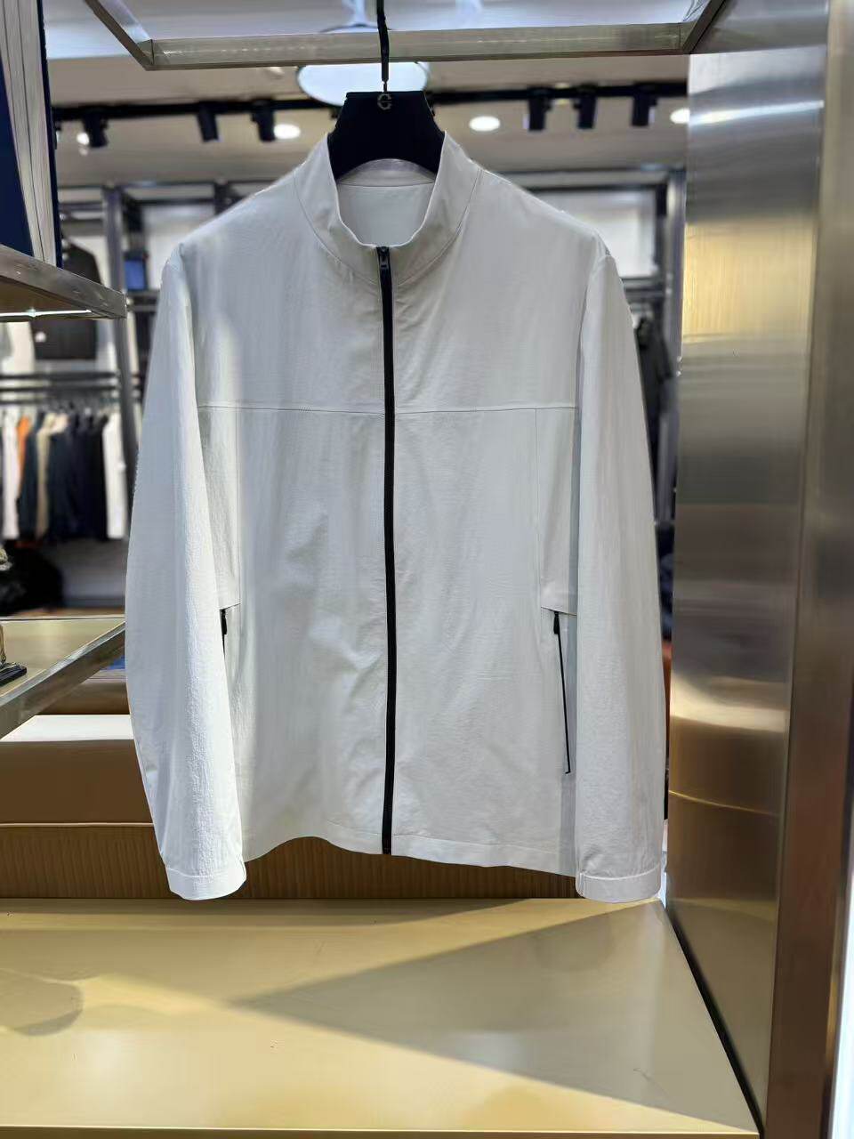 秀而高端2026早春新款男士休闲商务立领百搭宽松休闲夹克外套8892