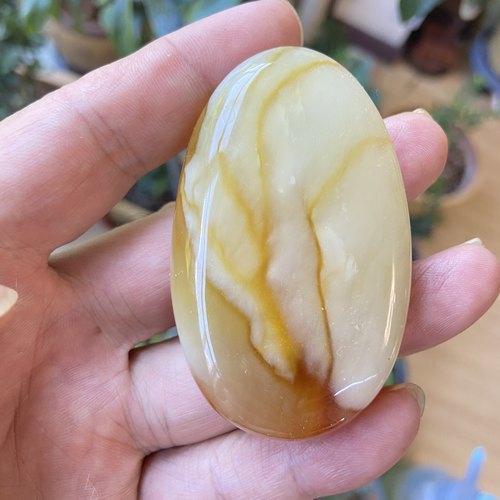 岫玉俏色巧雕花玉无事牌吊坠挂件手工立体精雕茶宠桌摆手握手把牌