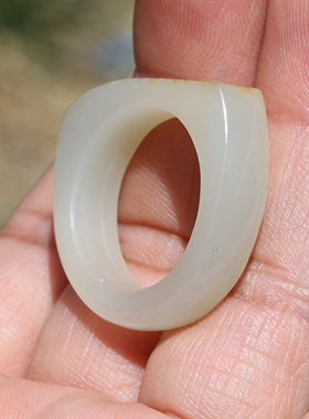 原毛孔19mm小胡子玉器白玉