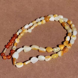 【小胡子玉器】和田玉 籽料 俏色皮 白玉精修 项链