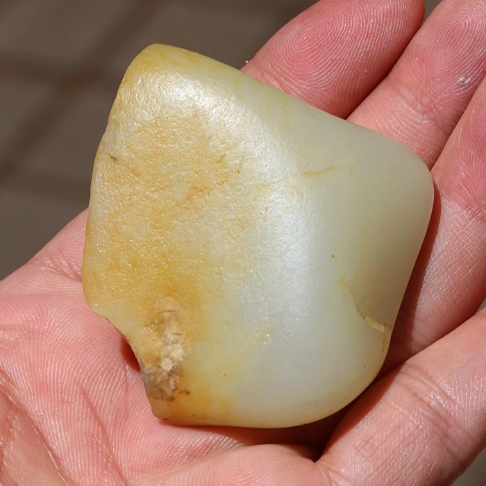 【小胡子玉器】和田玉 籽料 洒金皮 白玉 原石 做料