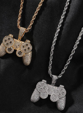 街头创意游戏机手柄铜镶锆石吊坠新品个性童年卡通镶钻嘻哈男项链