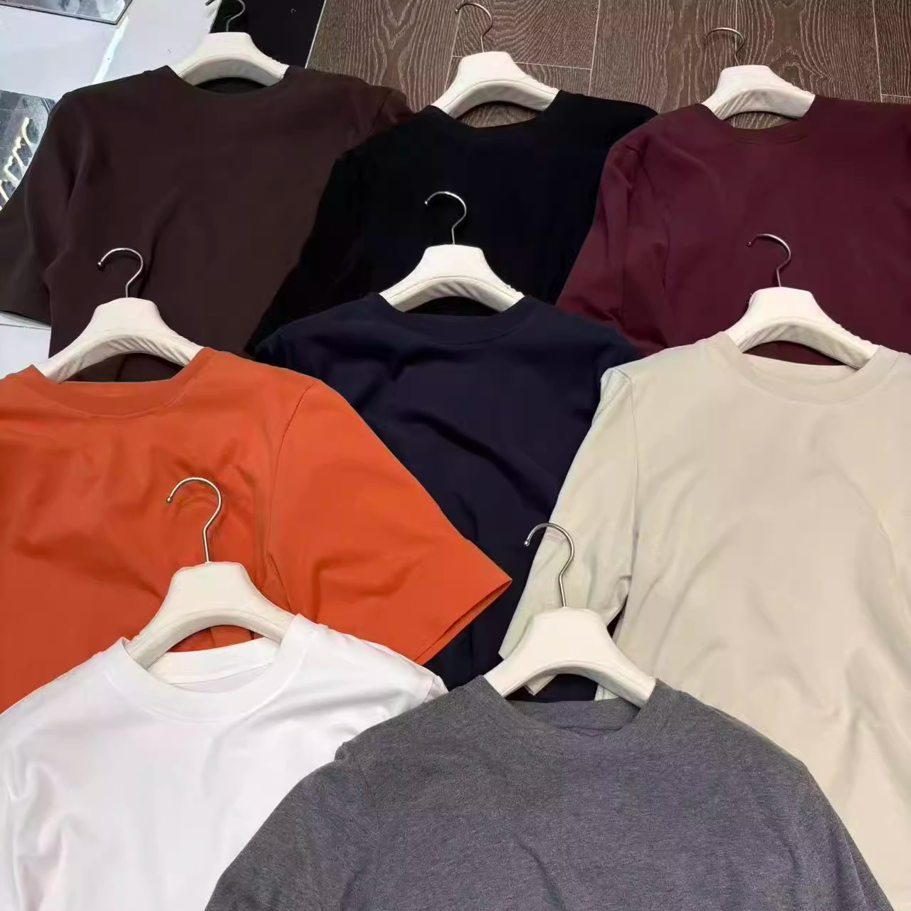 JVVSISTER秋冬磨毛纯色简约宽松大版短袖T恤女宽松显瘦中袖上衣