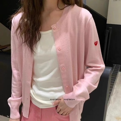 针织排扣圆领开衫毛衣