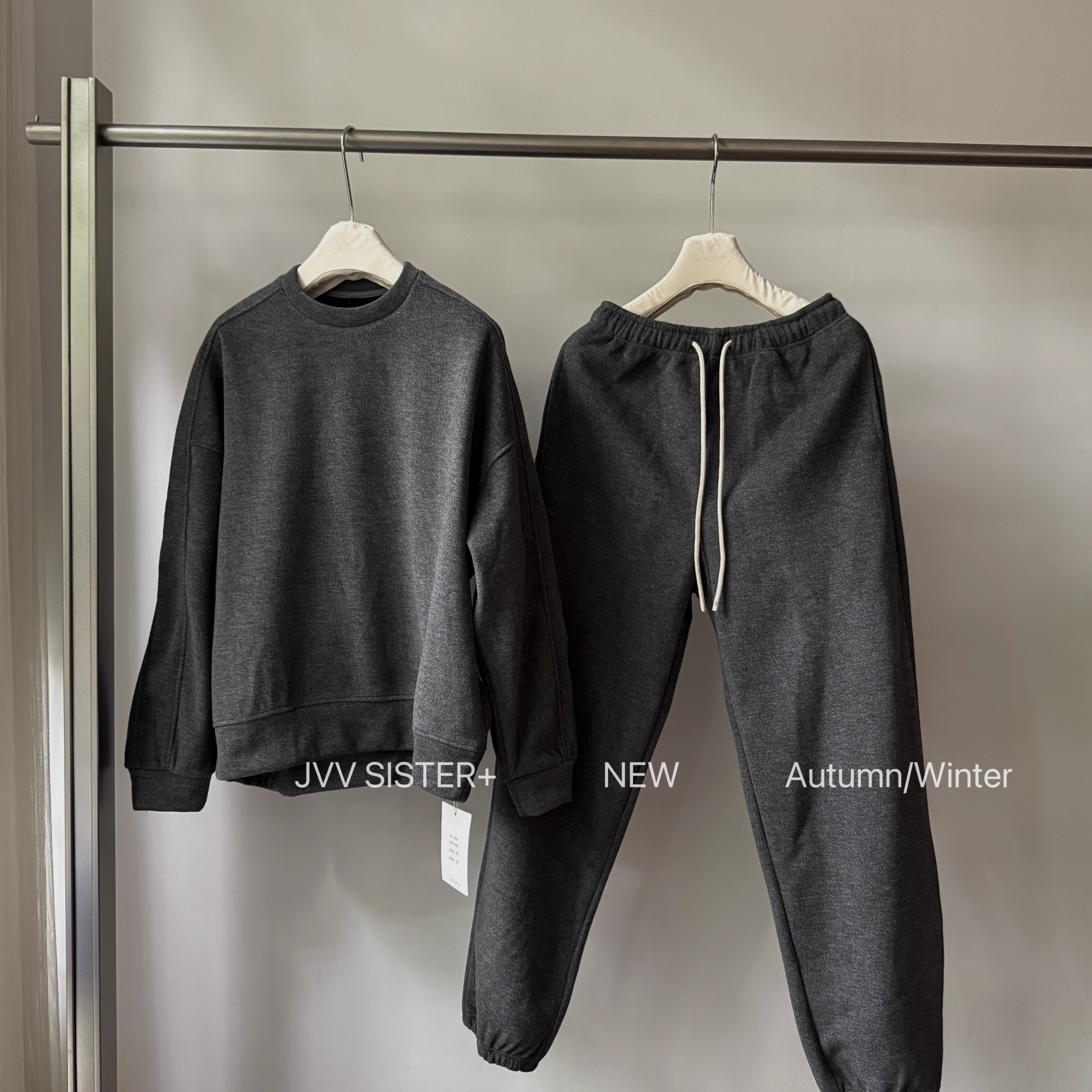 JVV SISTER休闲加绒套装女冬季圆领套头卫衣外套+束脚长裤两件套