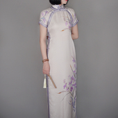 春风怡然 平裁无省双襟民国长旗袍真丝混纺花扣一绲一宕 鸢尾花