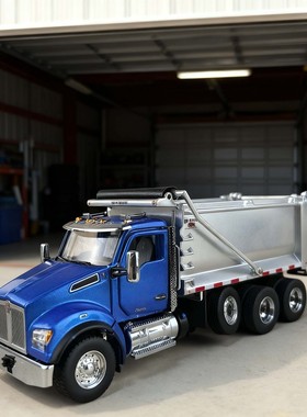 DM美式Western Star 4900 SF Tandem Truck西部之星1:50模型71078