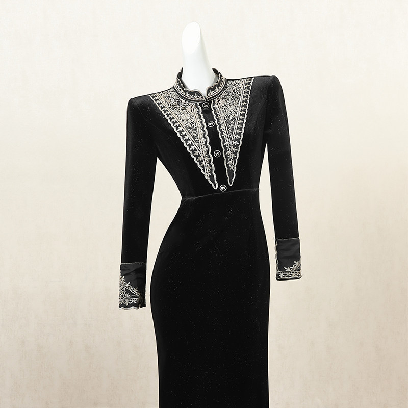 黑色复古丝绒连衣裙女冬季长裙重工刺绣设计感御姐风高端礼服裙子,女装/女士精品,连衣裙,淘宝优惠券,粉丝福利购,淘宝优惠卷