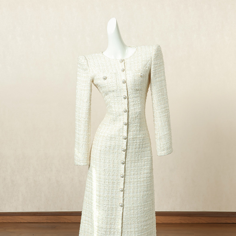 白色复古小香风长袖连衣裙