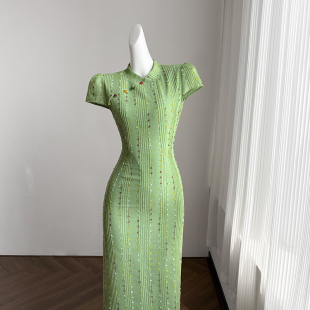 绿色新中式 国风改良旗袍连衣裙女早春长裙复古设计感高端礼服裙子