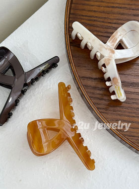 韩国ins新款焦糖色中号鱼尾抓夹金标法式盘发抓简约鲨鱼夹发饰女