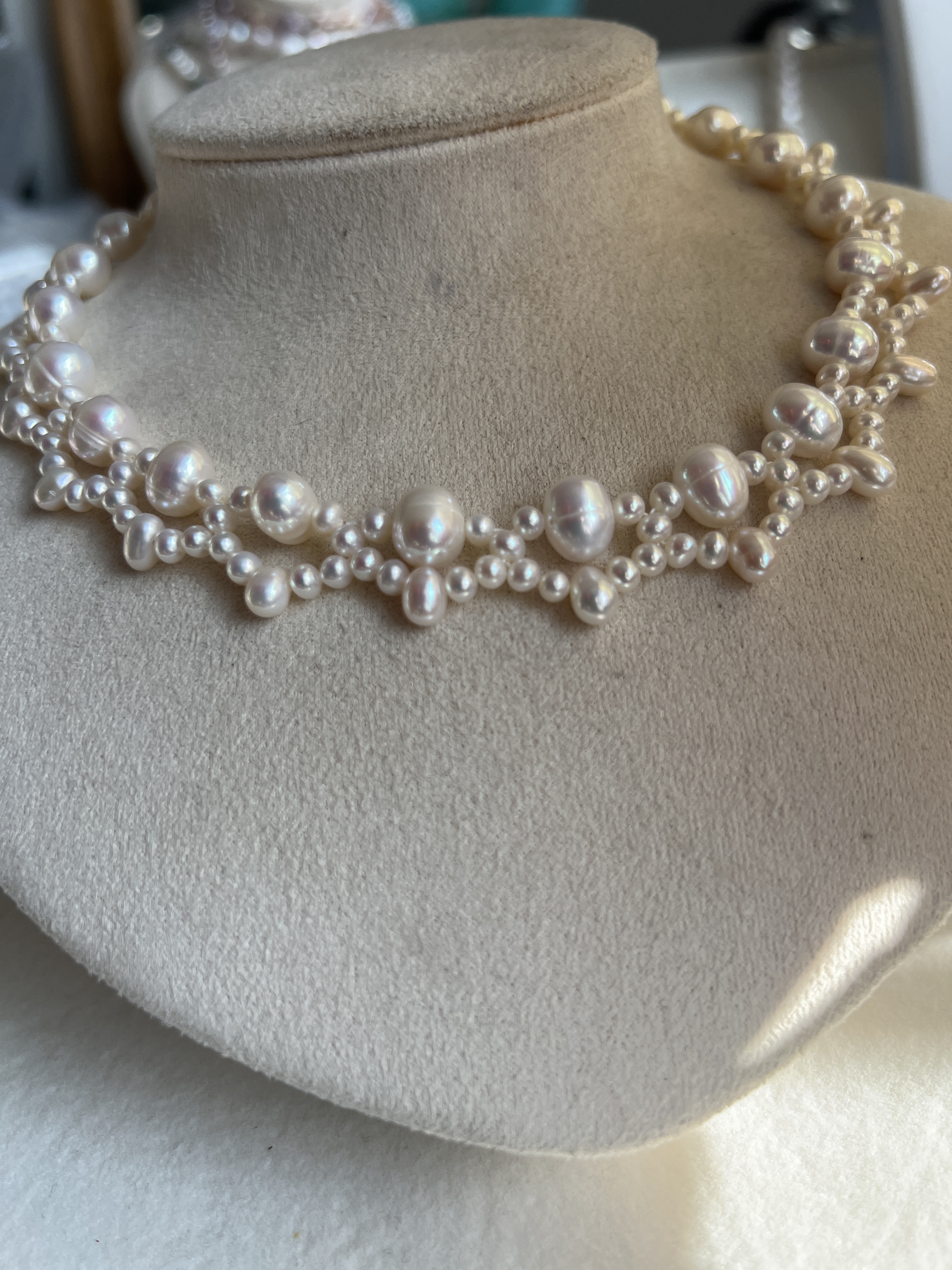 极光无核天然珍珠项链宫廷复古风项链时尚轻奢设计感锁骨链颈链