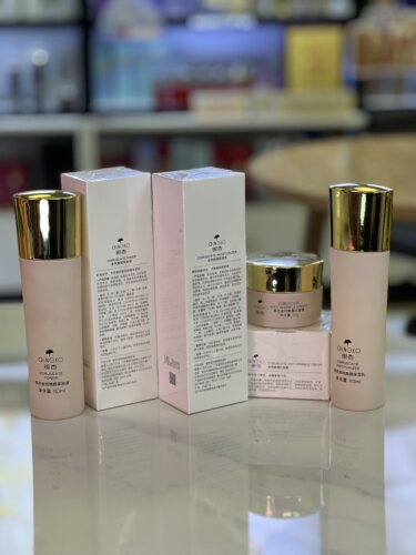 雅丽洁银杏金纯焕颜3件套保湿乳液+柔肤水+抗皱霜护肤品套装正品