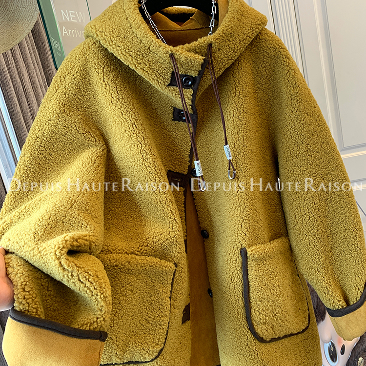 DHR连帽环保羊羔毛皮毛一体外套