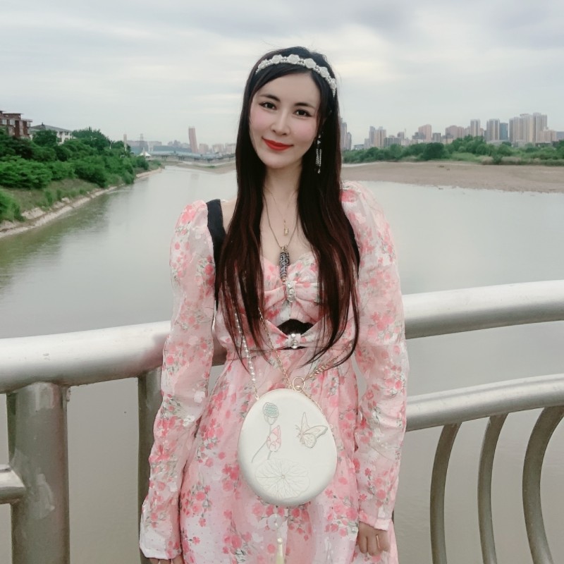 玛克茜妮商场同款2023春季新款碎花雪纺衬衫上衣女设计感小众套装