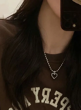 镂空爱心吊坠项链女S925纯银韩国复古ins小众设计锁骨链简约气质