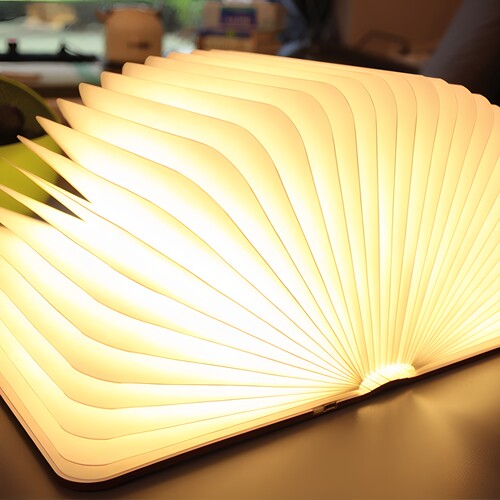 美国折叠便携发光led灯