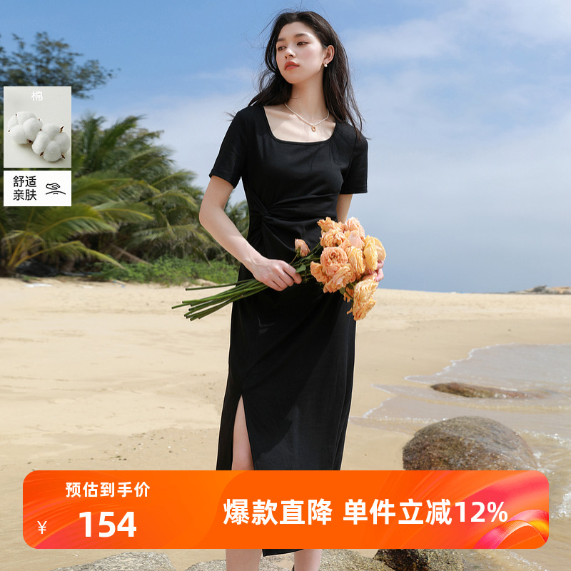 方领针织连衣裙扭结收腰