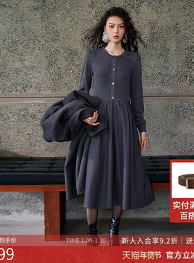 曼诺比菲商场同款2025冬季优雅气质拼接钉珠毛织连衣裙MGOL144145