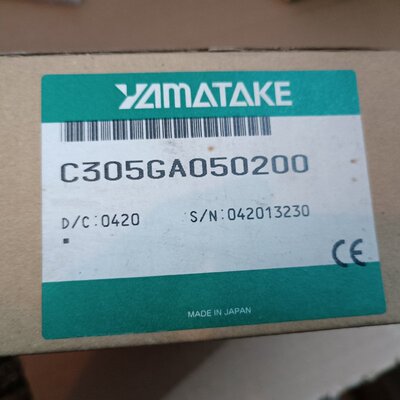 议价全新日本 C305GA050200 温控仪，原装正品日本