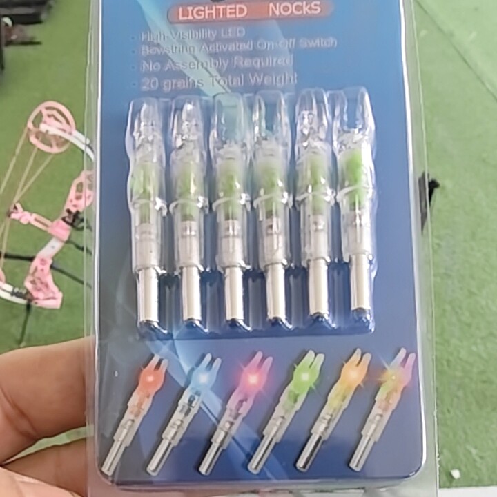 新款发光箭尾自动点亮适用6.2mm内径箭杆夜间夜视弓箭射箭器材