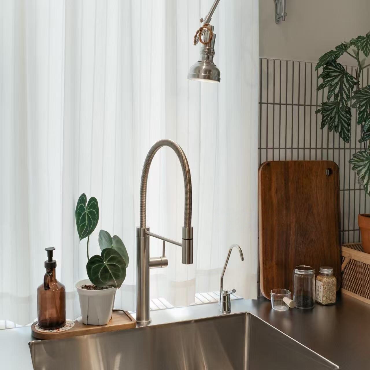 进口品质高颜值304不锈钢厨房龙头可旋转抽拉洗菜盆龙头拉丝银