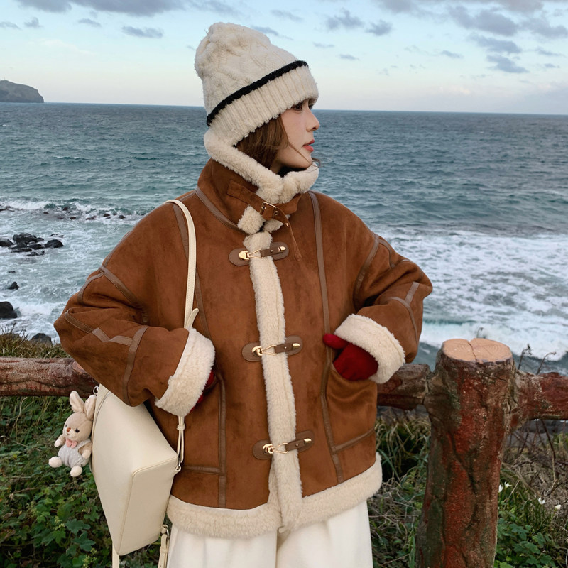 高转化数据25现货门襟皮袢金属扣袢皮毛一体182-8589P195K288,女装皮草,帛香坊