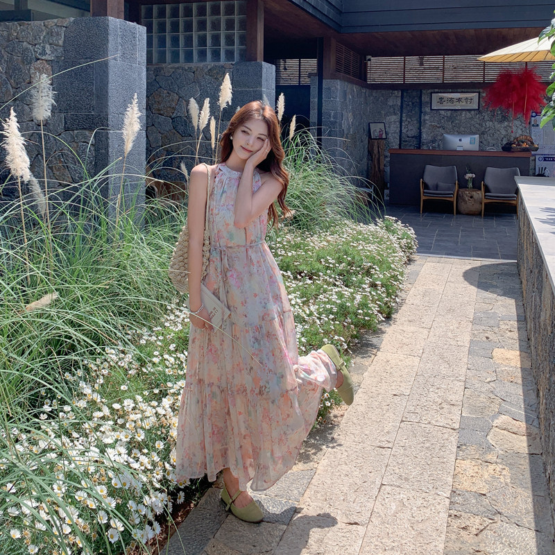 波西米亚风绝美海边度假A字裙夏季2026新款女绝美碎花挂脖连衣裙,女装连衣裙,帛香坊