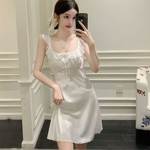 带胸垫睡衣性感吊带 白色睡裙甜美小飞袖 夏季 睡衣女士冰丝烫印法式