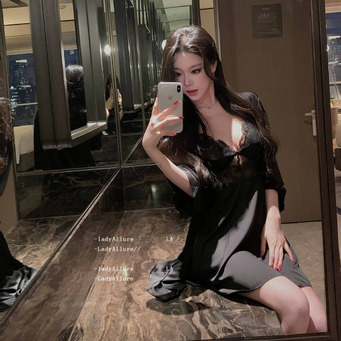 性感睡衣吊带睡裙女士2026新款夏季蕾丝冰丝睡袍高级感家居服套装