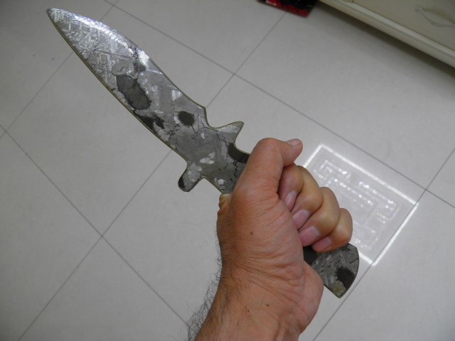 橄榄镇宅大刀短剑材料铁陨石