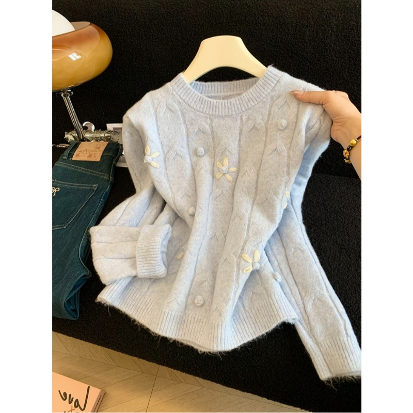 小清新立体花朵麻花套头毛衣女秋冬季新款温柔减龄宽松针织衫上衣