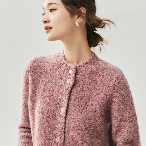 羊范针织开衫女圆领加厚保暖外套
