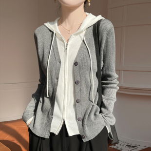 羊范精纺羊毛假两件开衫女双拉链彩点连帽上衣显瘦百搭减龄外套春