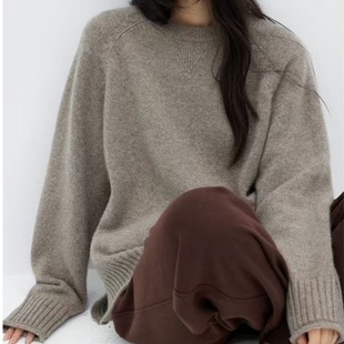 毛衣 女圆领宽松慵懒风打底倒三角卷边袖 羊范秋冬款 100%羊毛针织衫