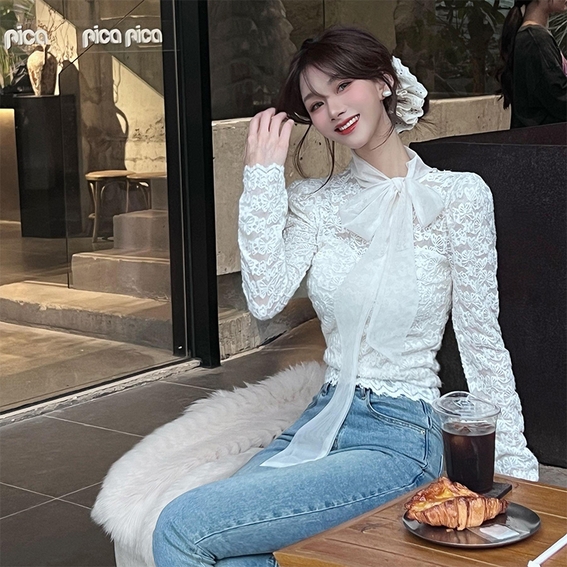 卡卡蕾丝蝴蝶结绑带设计感打底衫