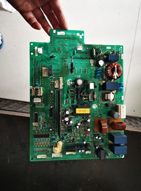 空调外机RXD50CMVMC主板2P106021-147模块085-1D/F